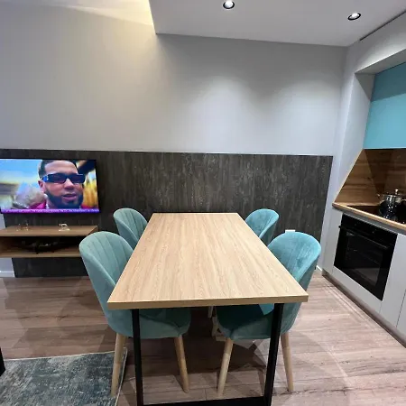 Erg Apartamento Tirana